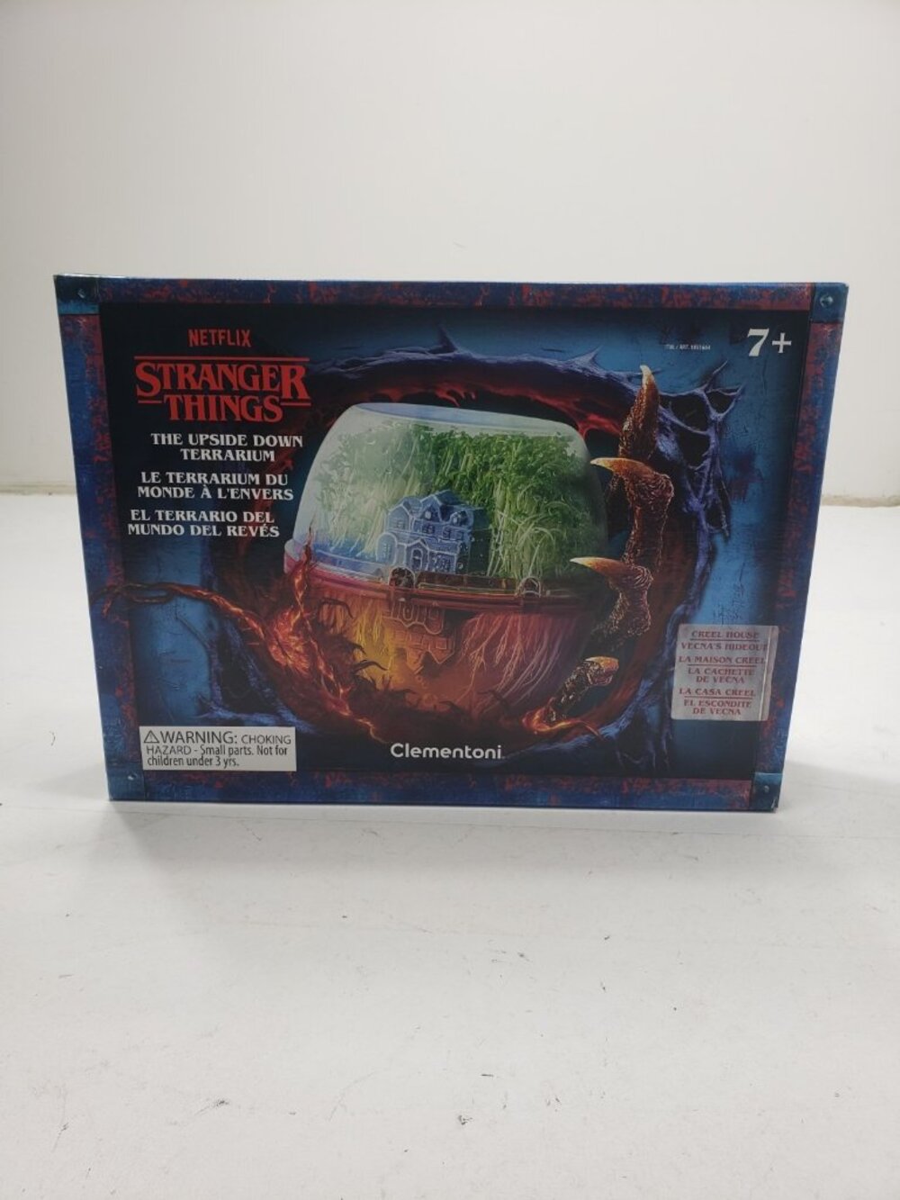Clementoni Stranger Things Upside Down Terrarium Creel House Kit 1851664